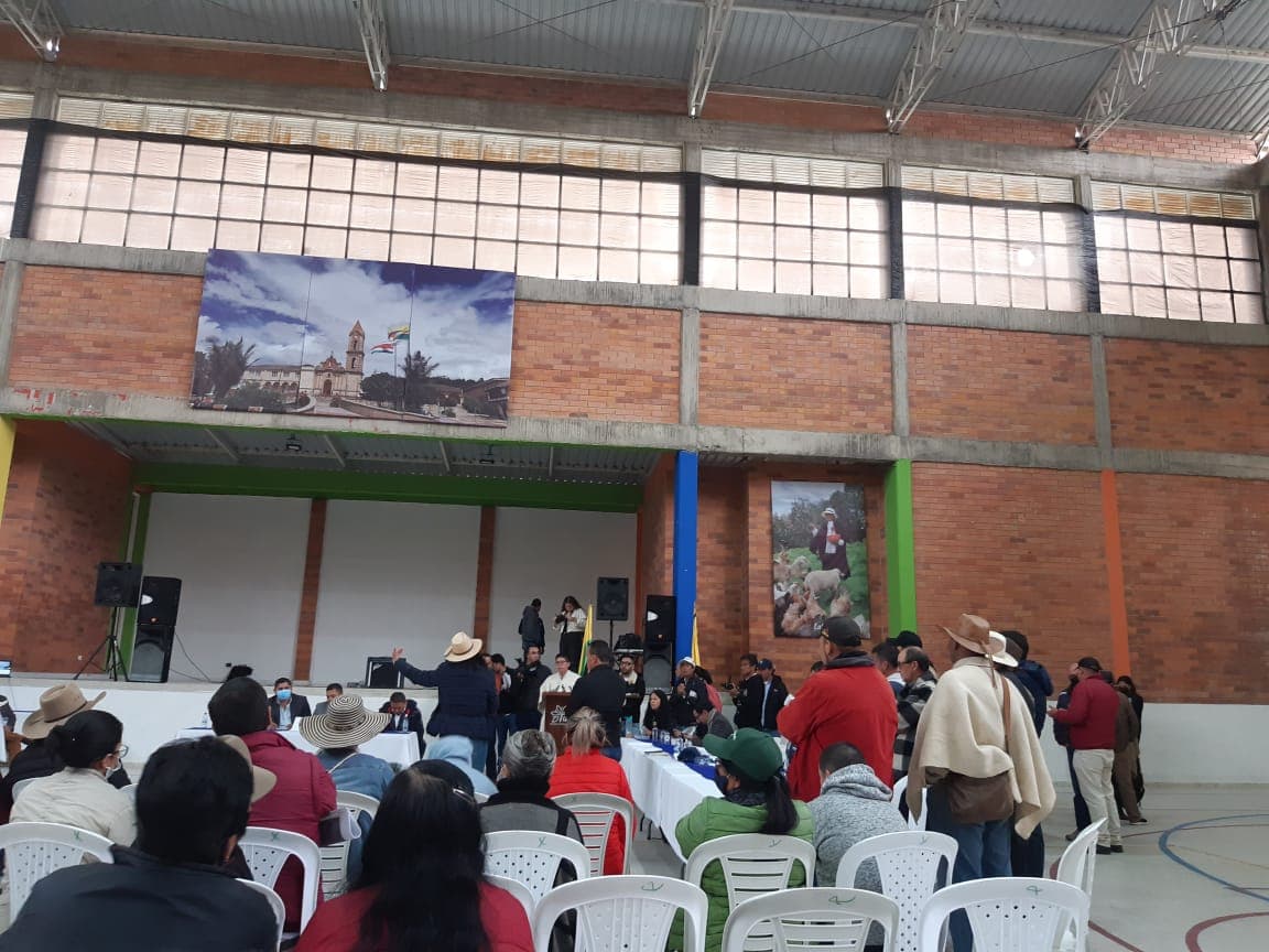 Imagen 1 de  Mesas de trabajo Represa La Playa