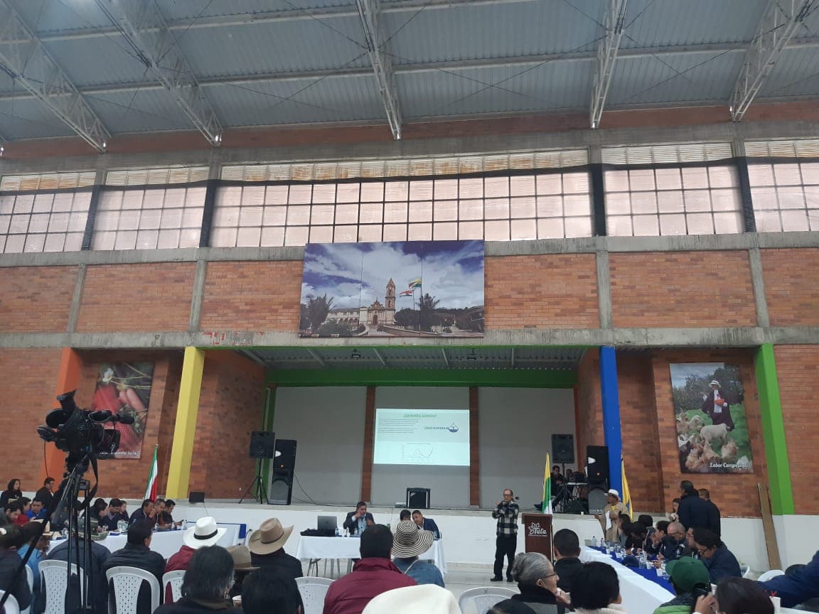 Imagen 5 de  Mesas de trabajo Represa La Playa